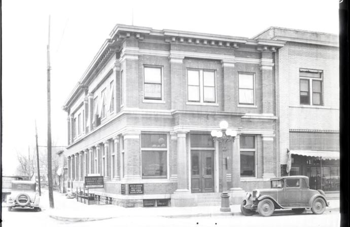 dickinson building loan originally merchants national bank